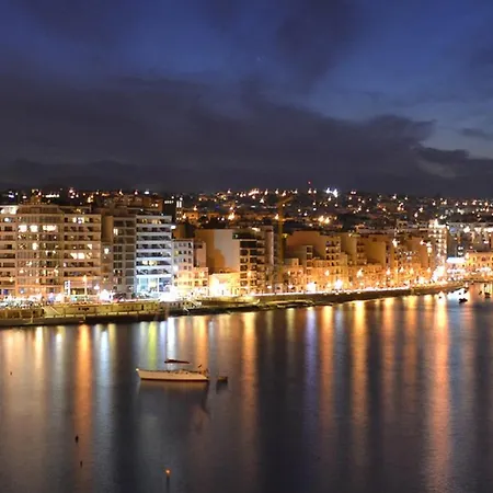 Marvellous With Valletta And Harbour Views Sliema