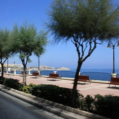 Marvellous With Valletta And Harbour Views