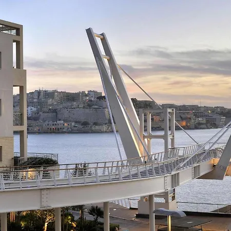 Marvellous With Valletta And Harbour Views Sliema