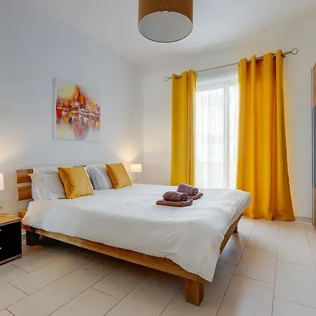 Marvellous With Valletta And Harbour Views