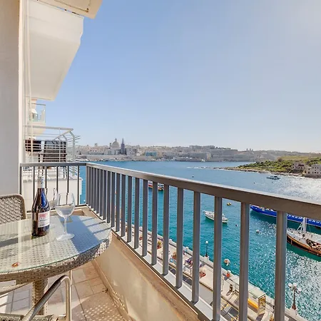 Marvellous With Valletta And Harbour Views Σλιέμα
